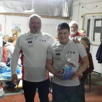 Roy des oeufs des jeunes de 15 ans recurve